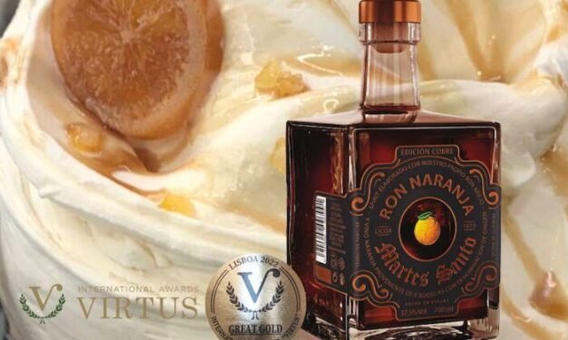 <strong>Un helado de ron de naranja 100% Huelva</strong>