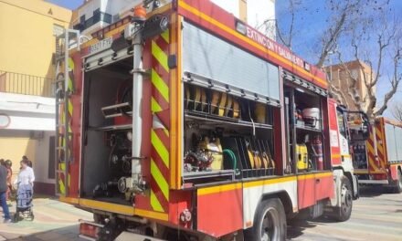 <strong>Evacuada una mujer al hospital tras incendiarse el aire acondicionado en Huelva</strong>