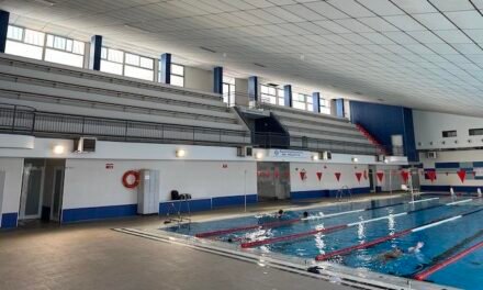 <strong>Renuevan la iluminación de las pistas deportivas y piscinas municipales de Huelva</strong>