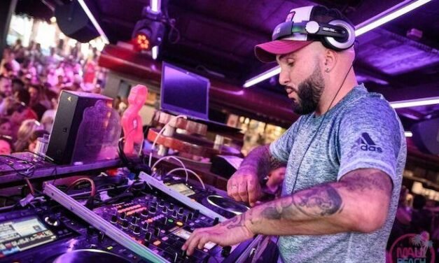 <strong>Kiko Rivera y capeas, en las fiestas de Niebla</strong>