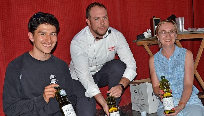 <strong>El chef Ángel Rivas expone las propiedades del AOVE onubense para público europeo</strong>