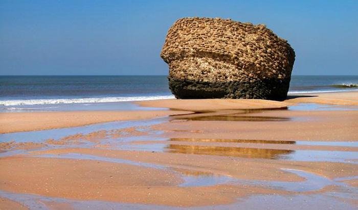 <strong>Muere ahogada una mujer en la playa de Matalascañas</strong>