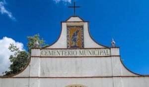 Cementerio Municipal de Higuera