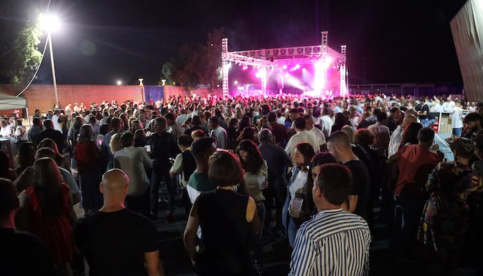 <strong>San Juan celebra una fiesta con 1.400 personas y la mejor música</strong>