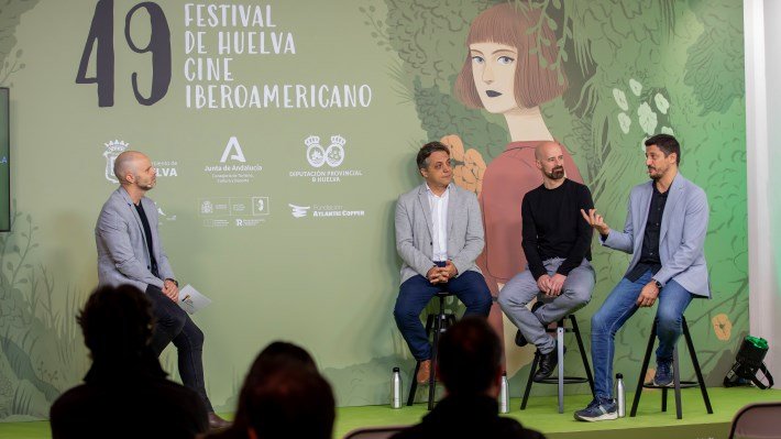 Paco Ortiz recrea ‘La Historia Universal y el Sueño’ de Aníbal González en el Festival de Huelva