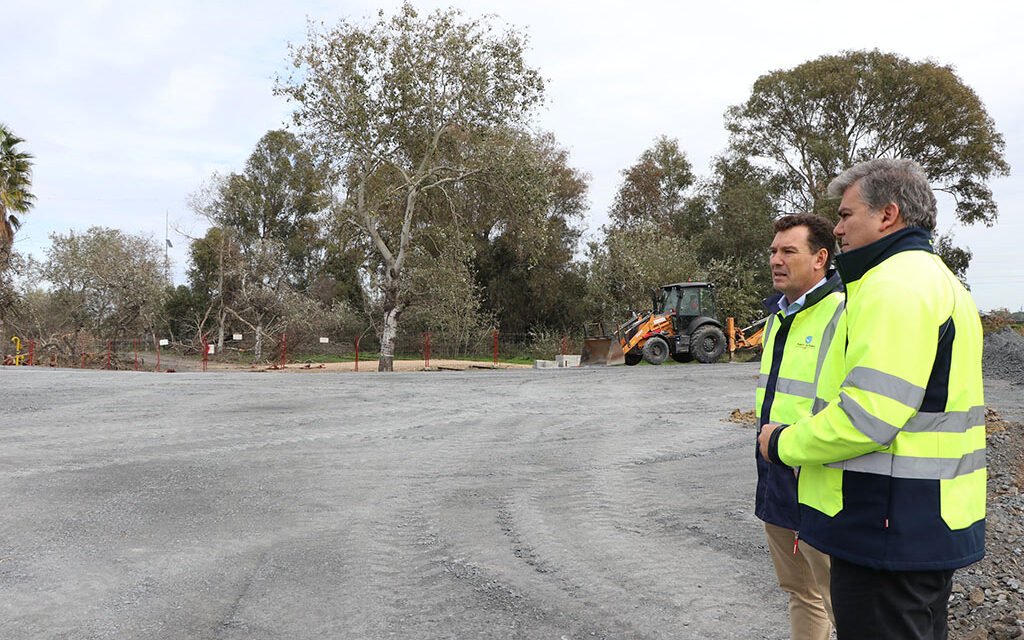 El Puerto finalizará en un mes los 140 nuevos aparcamientos junto al Monumento a Colón