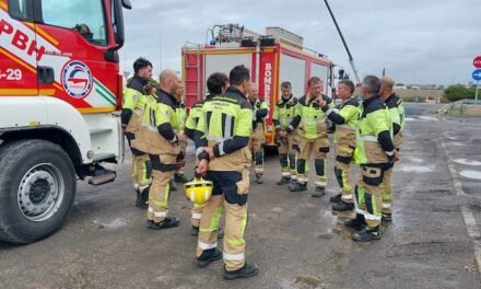 Bomberos se preparan ante una posible emergencia química