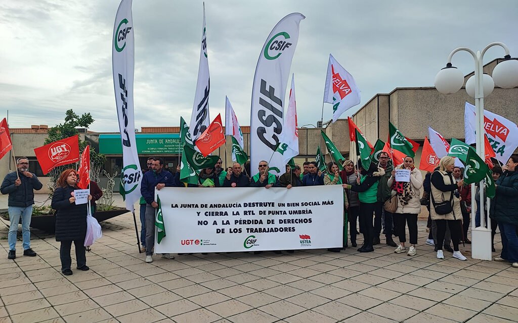 Continúan las protestas por el cierre de la Residencia de Tiempo Libre de Punta Umbría