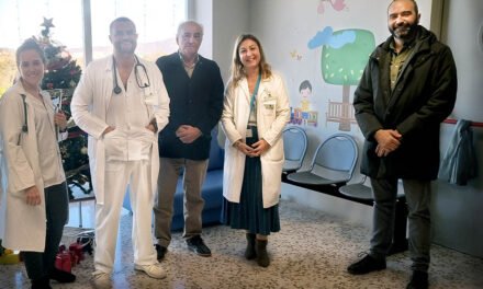 Fundación Atalaya llena de color el área materno infantil del Hospital de Riotinto
