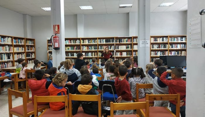 Aumentan los clubes de lectura en la capital