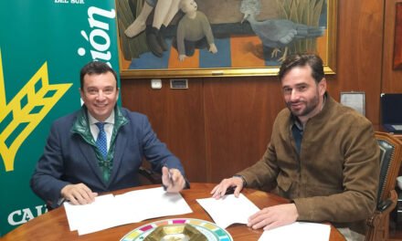 La Fundación Caja Rural reafirma su compromiso con el Club Cámara Huelva