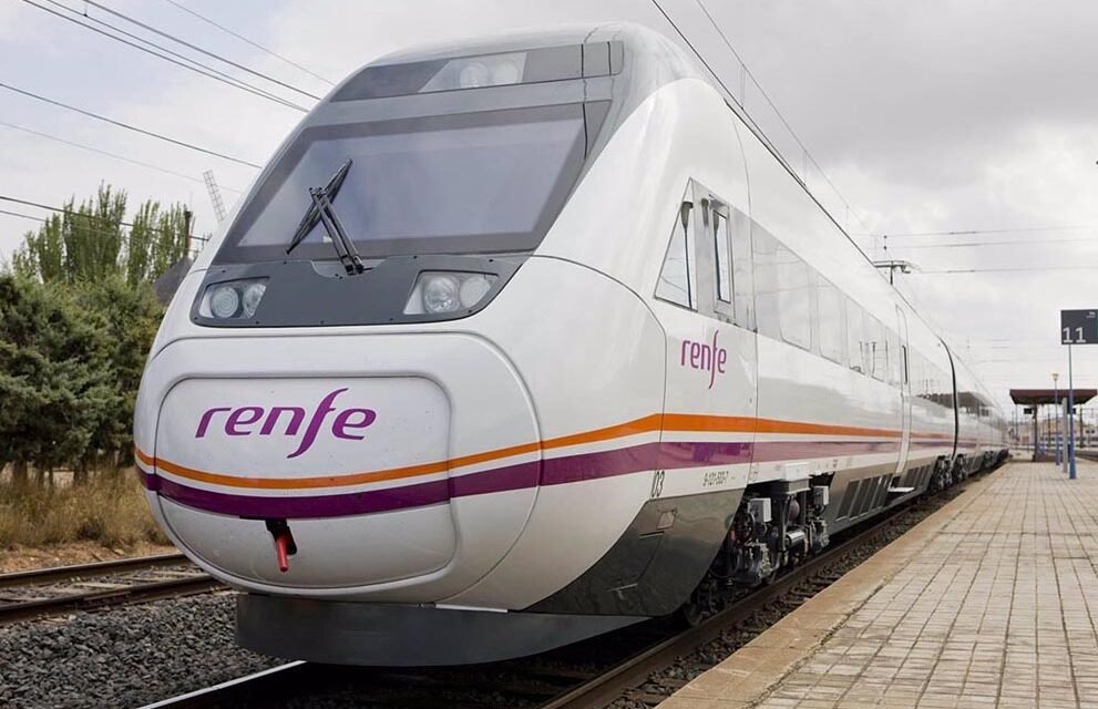El tren Huelva-Sevilla duplica sus pasajeros en el último año