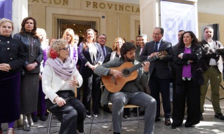 Todas las instituciones se unen en Huelva frente a la discriminación y la desigualdad