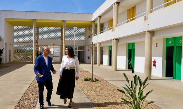 Lepe abre una residencia pionera en España para más de 150 temporeros