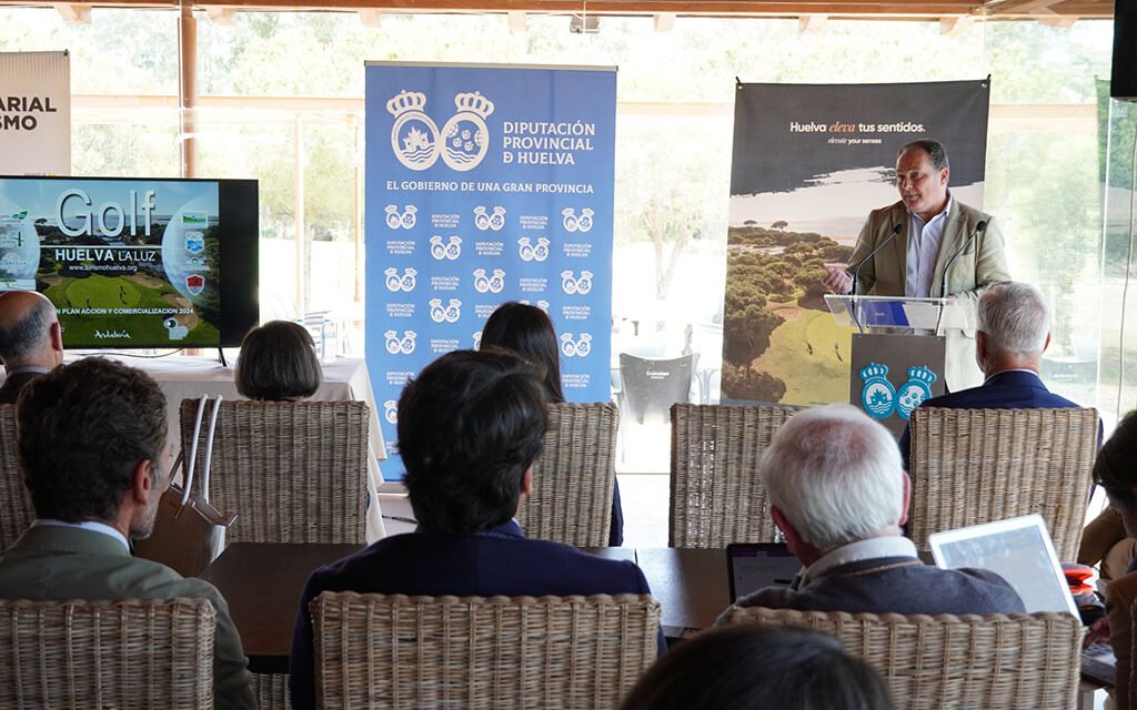 La Diputación inicia un plan de promoción de la provincia a través del golf