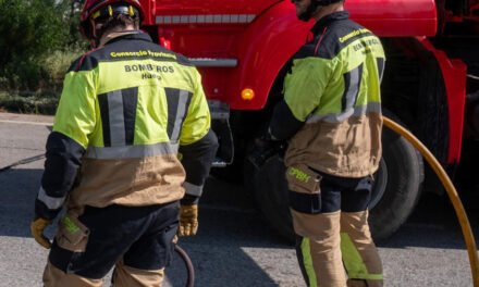 Un incendio calcina un asentamiento chabolista en Lucena