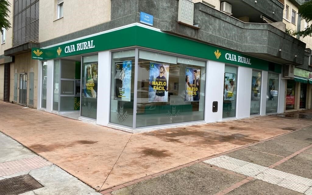 Caja Rural entra en el sector de la salud