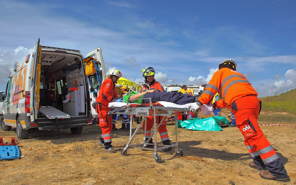 Salud activa 13 puntos asistenciales y un hospital para atender a los romeros