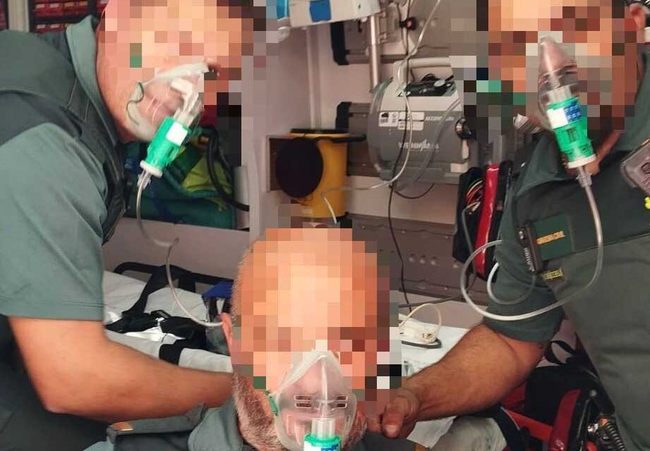 Vecinos de Lepe quedan atrapados en sus viviendas por un incendio en el portal