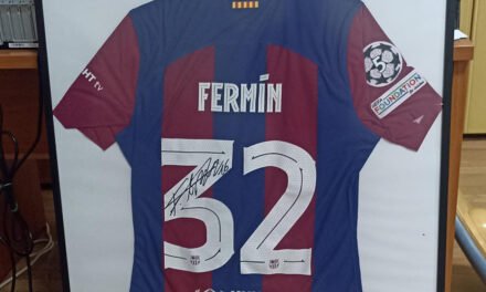 AFA El Campillo rifa una camiseta firmada por Fermín López