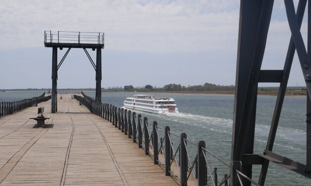 La Belle de Cadix hará escala el domingo en el Puerto de Huelva