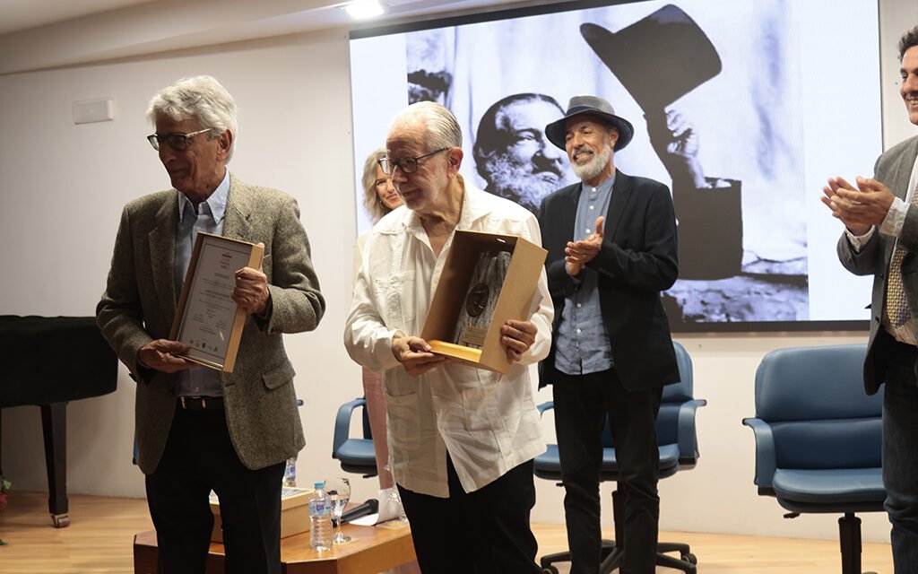 Jaime de Vicente recibe el Premio Internacional Armando Reverón al Personaje Iberoamericano