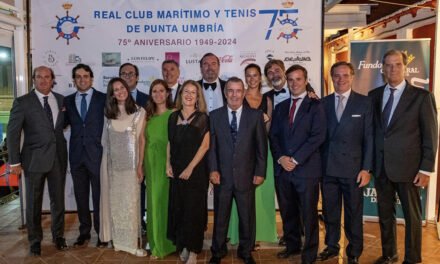 El Real Club Marítimo y Tenis de Punta Umbría rinde homenaje a sus socios en su 75 aniversario