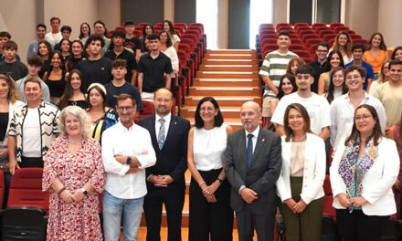 La Universidad de Huelva da la bienvenida al alumnado del nuevo grado de Medicina