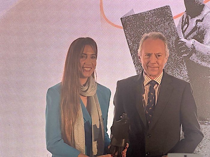 Eva Laín recibe el Premio Especial de los ‘Onubenses del Año’