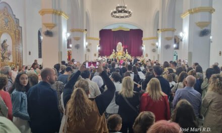 La amenaza de lluvia impide la procesión de la Virgen del Rosario en Riotinto