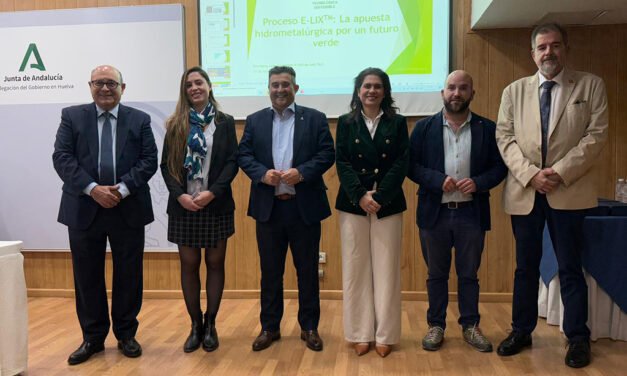 Eva Laín, Aquilino Delgado y Rafael Rodríguez desgranan la historia de la minería onubense