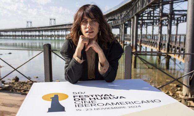 María León, muy feliz por recibir «un abrazo gigante» del Festival de Huelva