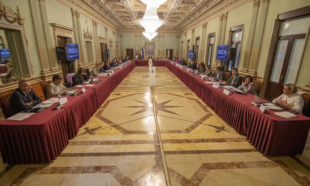 El Ayuntamiento aprueba los presupuestos del «crecimiento y la transformación de Huelva»