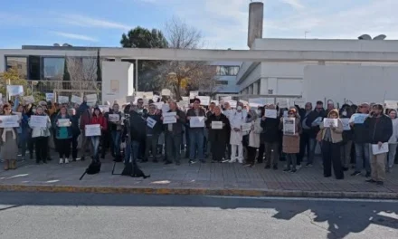 Los sindicatos vinculan el «colapso» de la sanidad pública al aumento de agresiones a sus profesionales