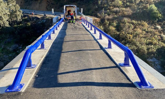 Reabierto el tráfico en el puente de Gil Márquez