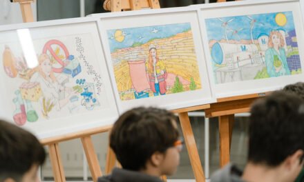 Mujeres de Ciencia inicia su andadura en las Teresianas