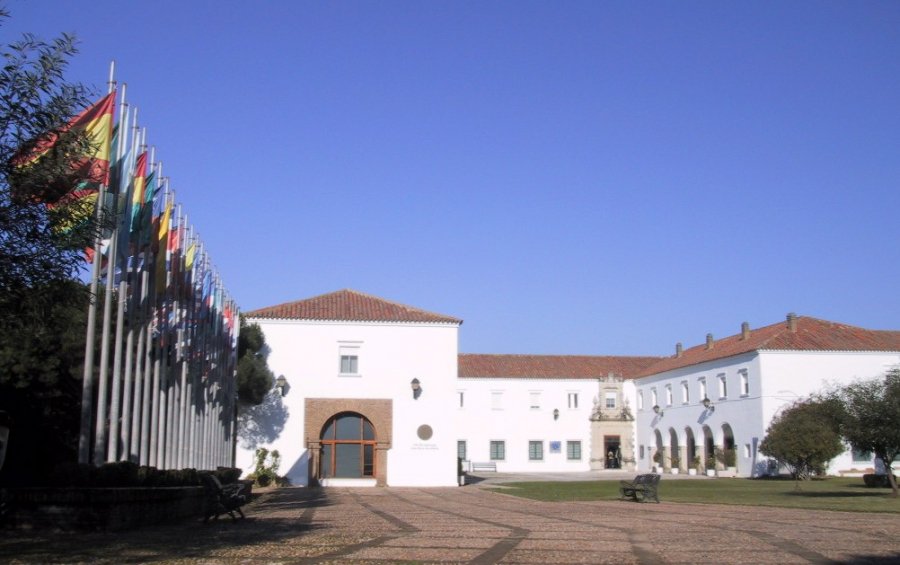 La UNIA prevé alcanzar los 1.000 estudiantes de máster universitario en los dos próximos años