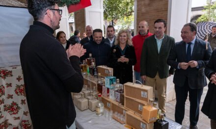 La Gran Vía expone los mejores dulces y vinos de la provincia de Huelva