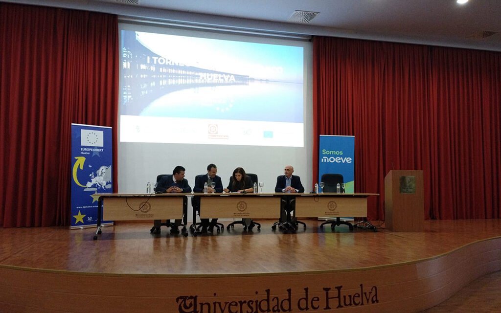 Estudiantes de Huelva se miden en el I Torneo de Debate Académico sobre Hidrógeno Verde