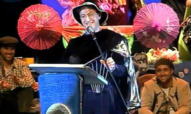 El pregón de Carlos Llanes abre el Carnaval de Riotinto