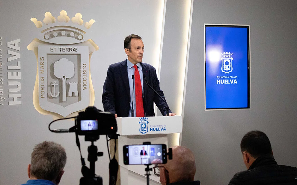 El Ayuntamiento insta a Gildoy España a completar el proceso de venta del Recre