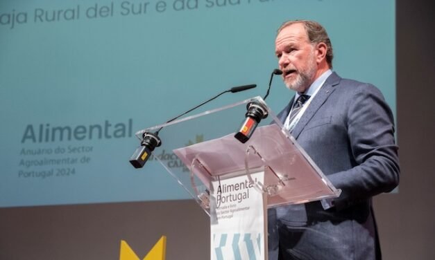 Caja Rural impulsa un gran foro sobre los nuevos desafíos del sector agroalimentario andaluz