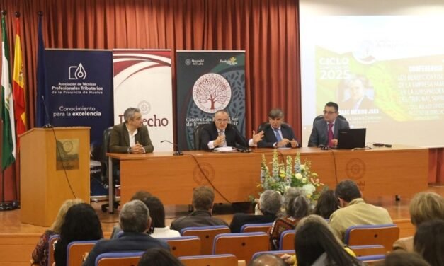 La Cátedra de Empresa Familiar de Caja Rural promueve un nuevo ciclo formativo