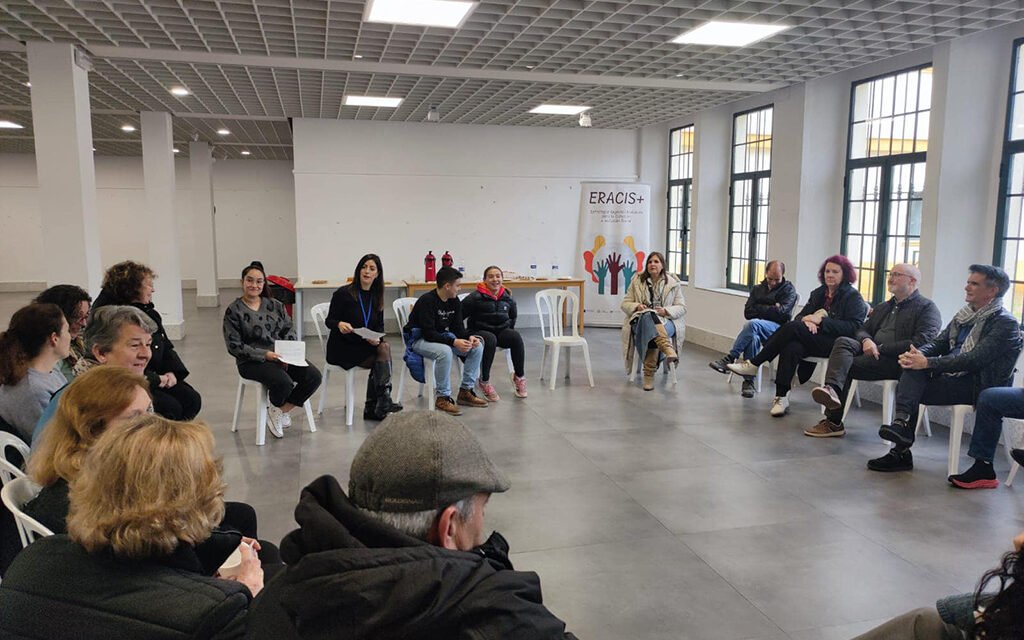 Un taller participativo abre la programación del 8M en Riotinto