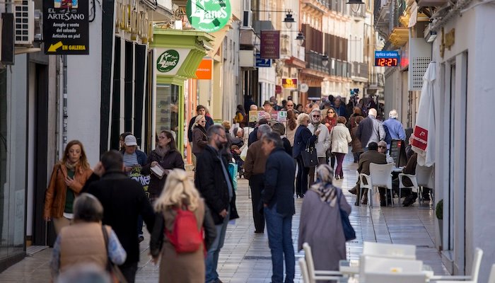 Huelva reduce a tres meses los trámites para iniciar un negocio
