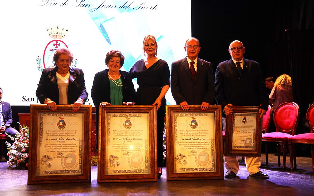 San Juan del Puerto entrega sus máximas distinciones
