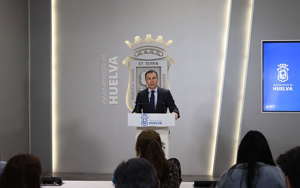 El Ayuntamiento presenta una ordenanza de veladores que «garantiza seguridad jurídica a vecinos y hosteleros»