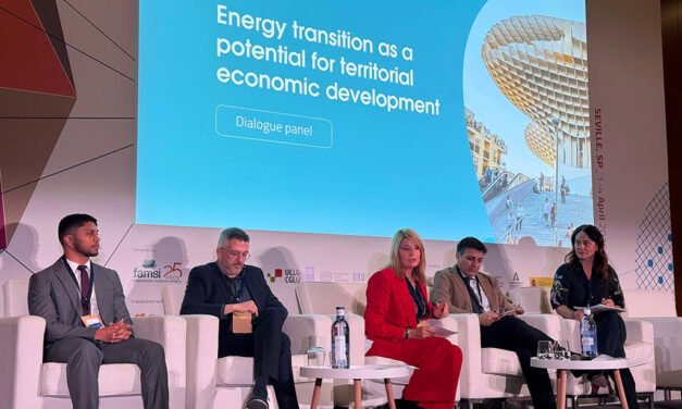 Huelva, «ejemplo de crecimiento industrial sostenible»