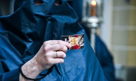 Profundo silencio, Misericordia hace grande a Huelva