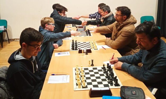El Costa Luz se proclama campeón provincial de ajedrez por equipos